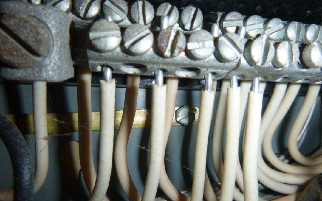 Aluminum home wiring in an electrical panel